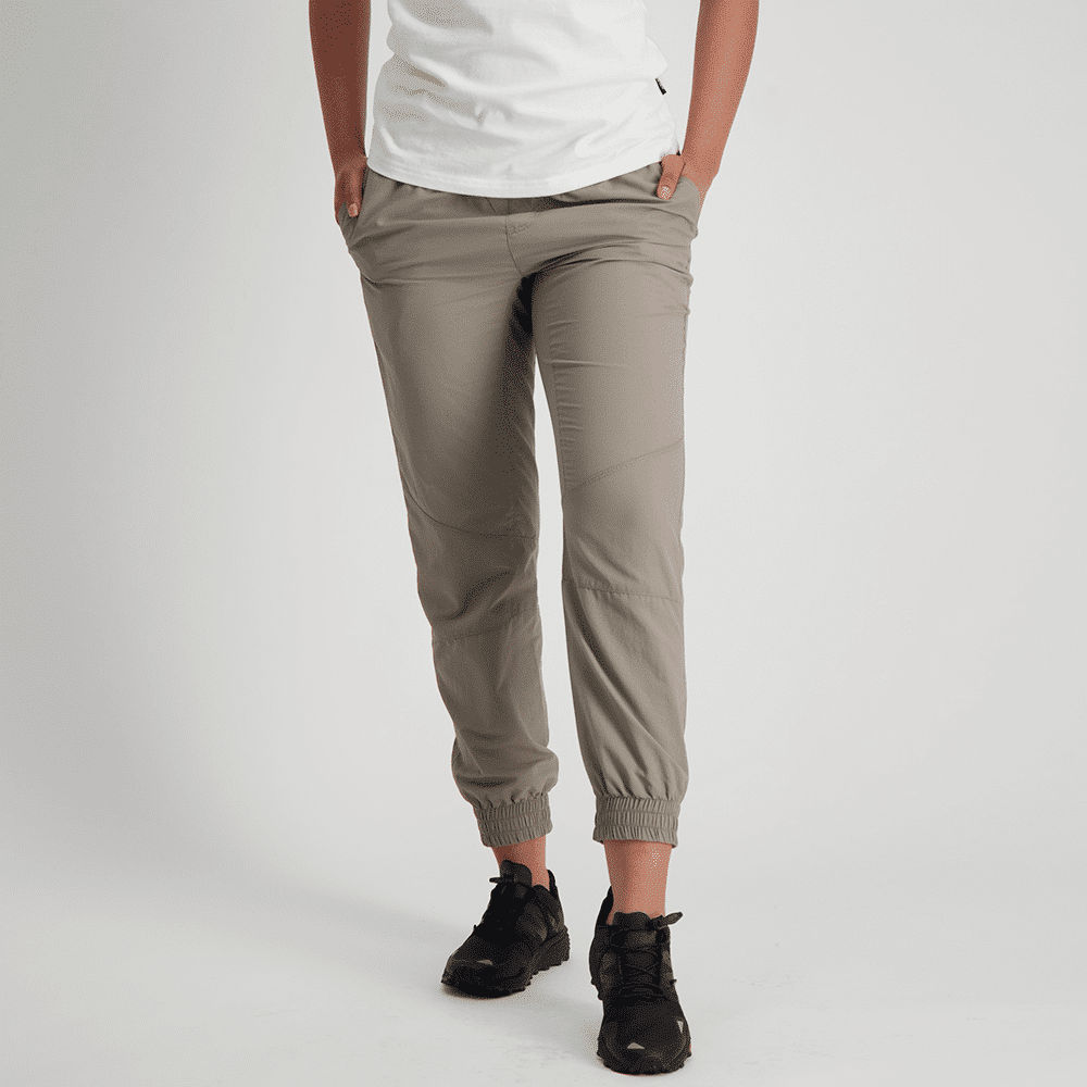 Hiking Pants in Stone