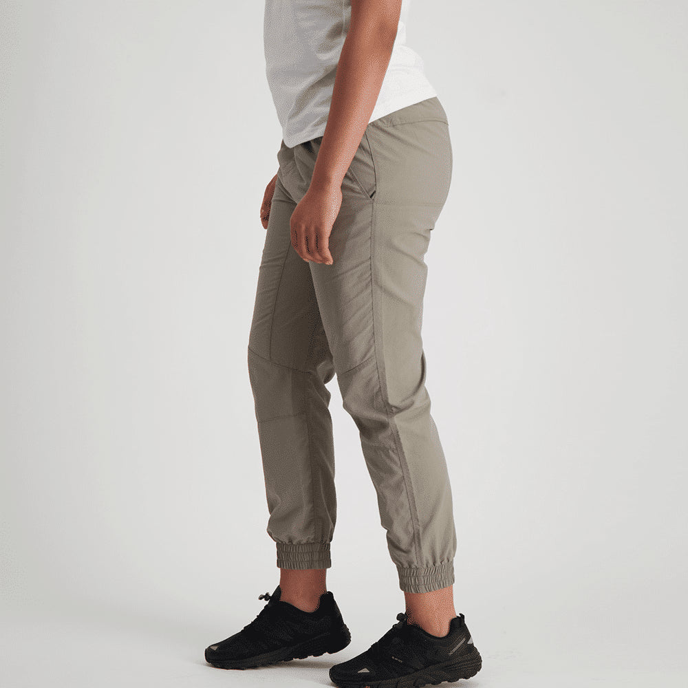 Hiking Pants in Stone