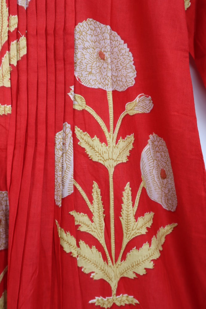 Pin Tuck Dress in Red Flower