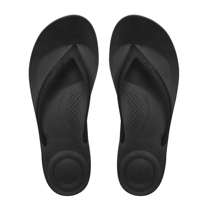 iQushion Ergonomic Flip Flops in Black