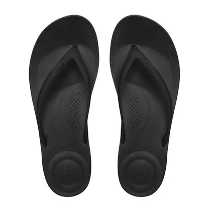 iQushion Ergonomic Flip Flops in Black