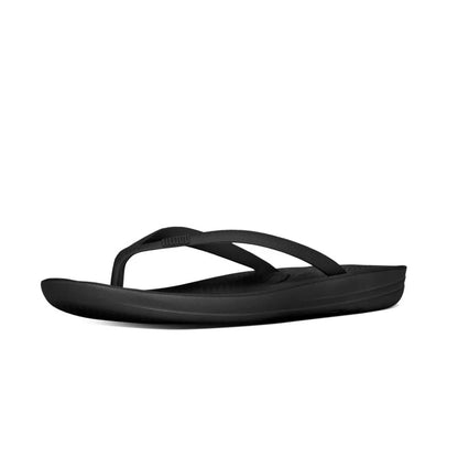 iQushion Ergonomic Flip Flops in Black