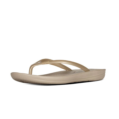 iQushion Ergonomic Flip Flops in Gold