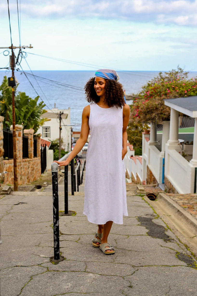 Rua Linen Dress in White