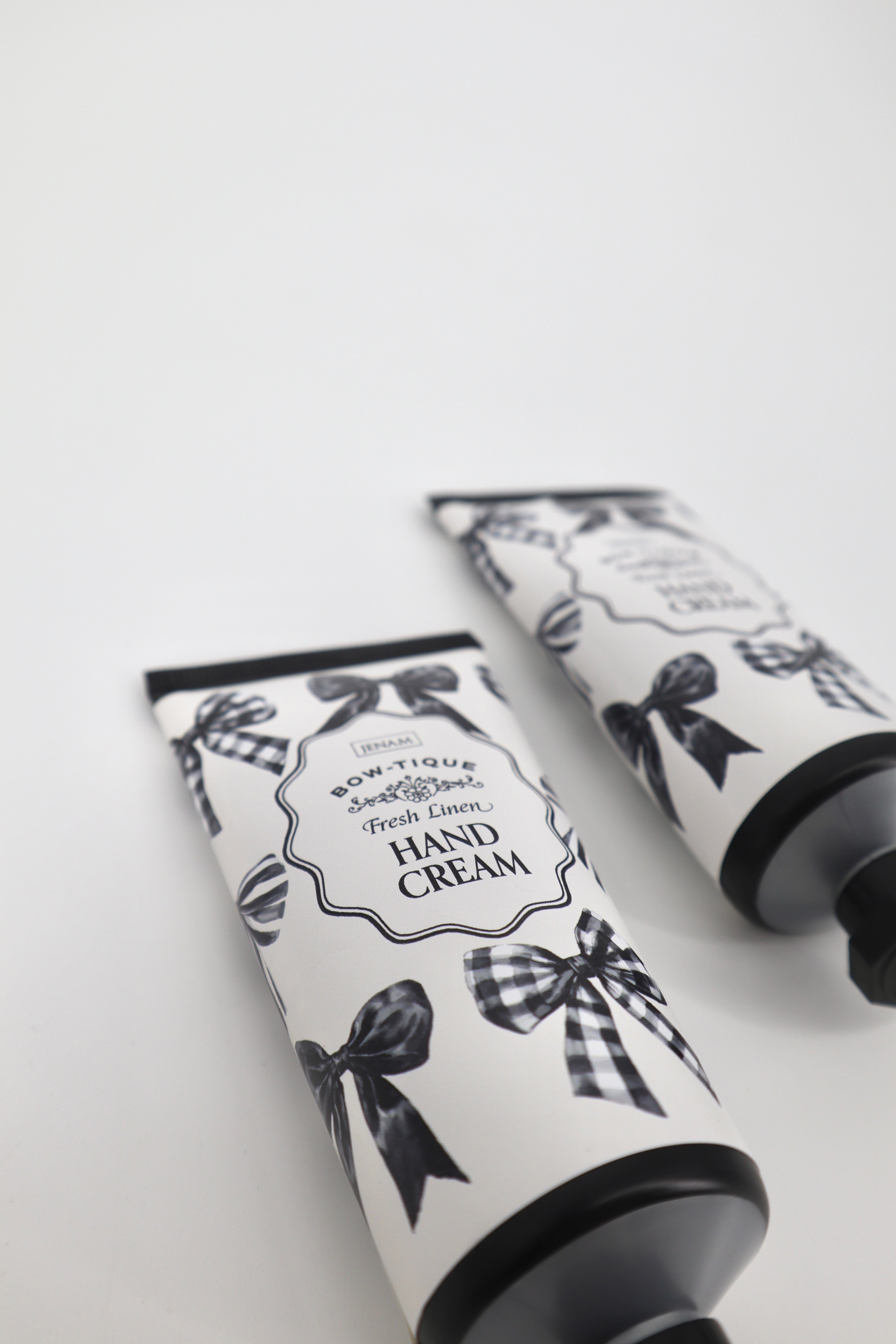 Bow-Tique Hand & Nail Cream