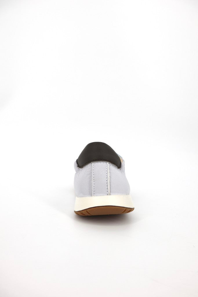 Metro Shoe in Pale Blue