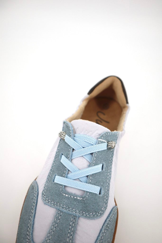 Metro Shoe in Pale Blue