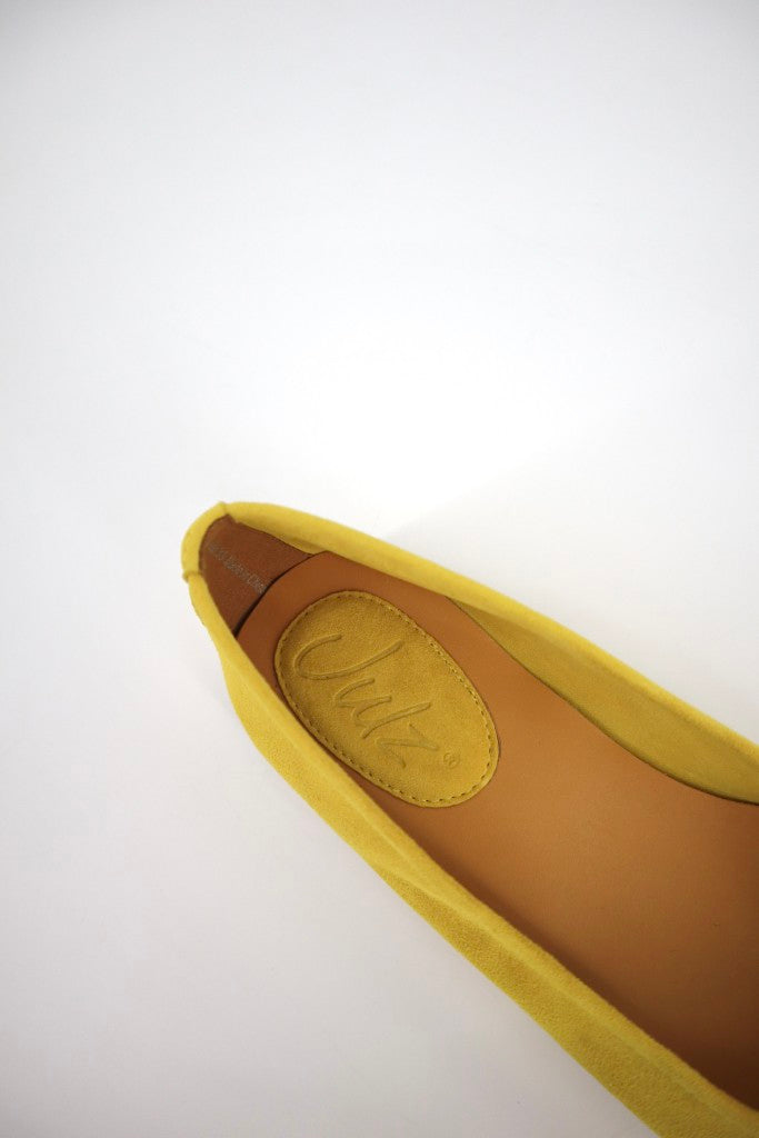 Napoli Pump in Mustard