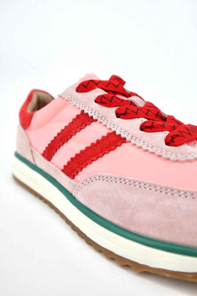 Astrid Sneaker in Dash Coral