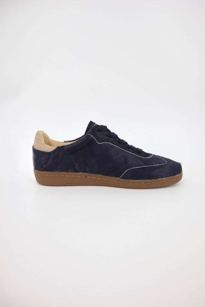 Shiloh Sneaker in Navy / White