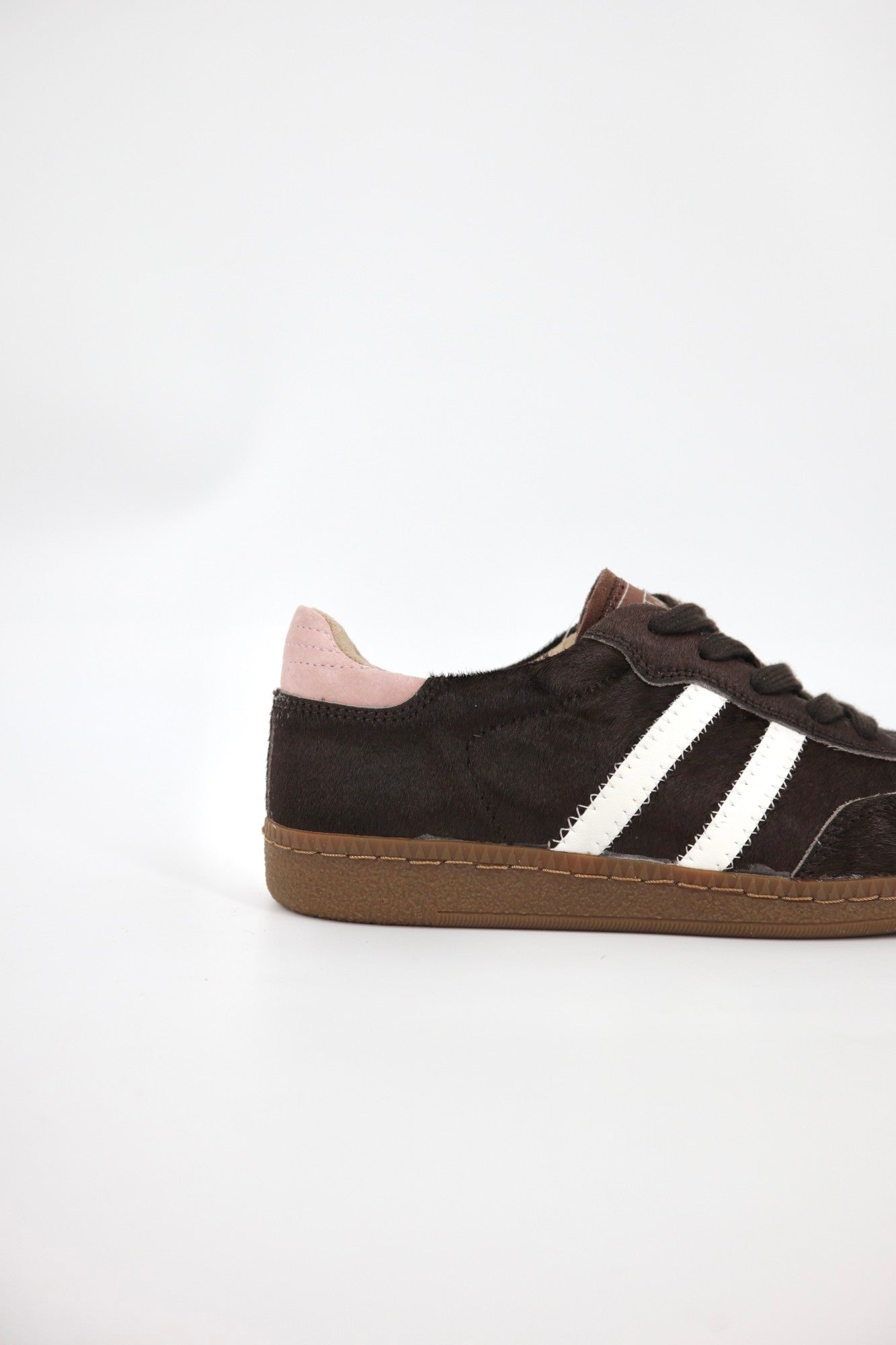 Shiloh Sneaker in Chestnut / White