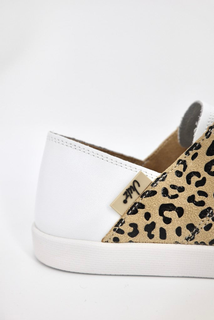 Vicki Sneaker in White Leopard