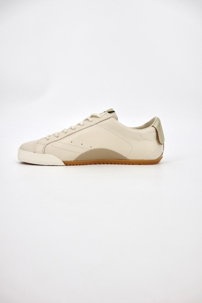 Vespa Sneaker in Beige / Animal Star