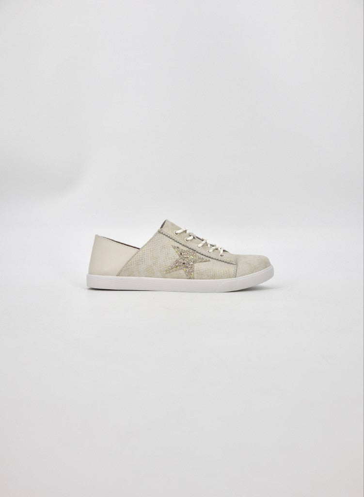 Vicki Sneaker in Gold Star