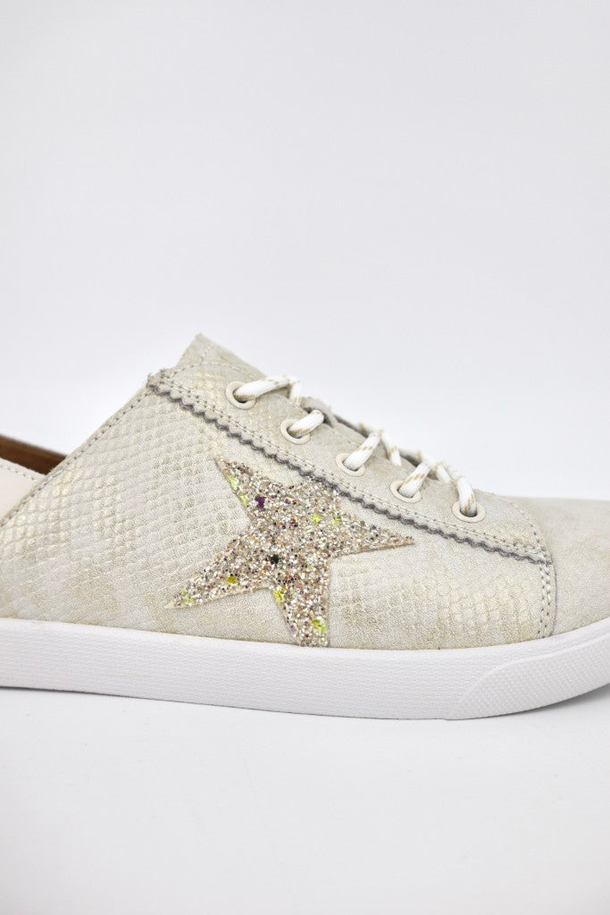 Vicki Sneaker in Gold Star