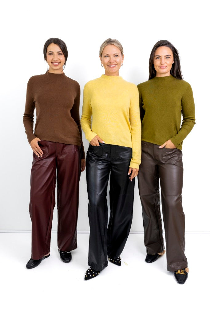 Lancaster Fine Gauge Funnel Neck in Butter