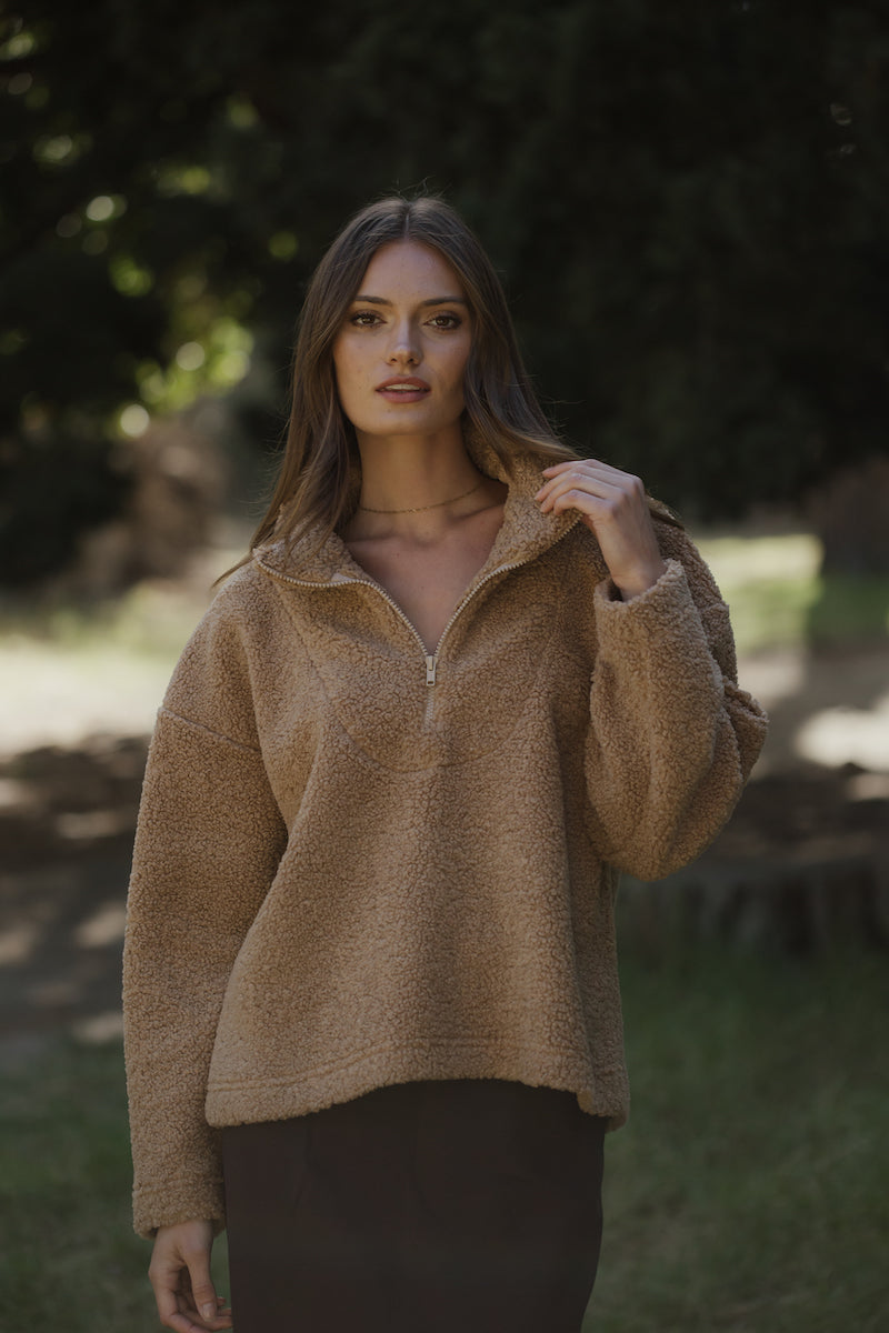 Half Zip Borg Pullover in Chocolate