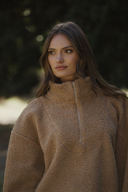 Half Zip Borg Pullover in Chocolate