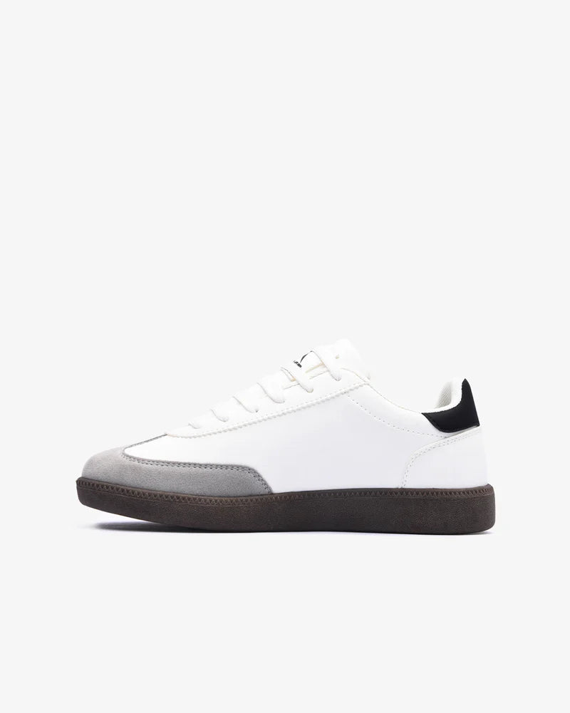 Ness Shoe in White / Black / Dark Gum