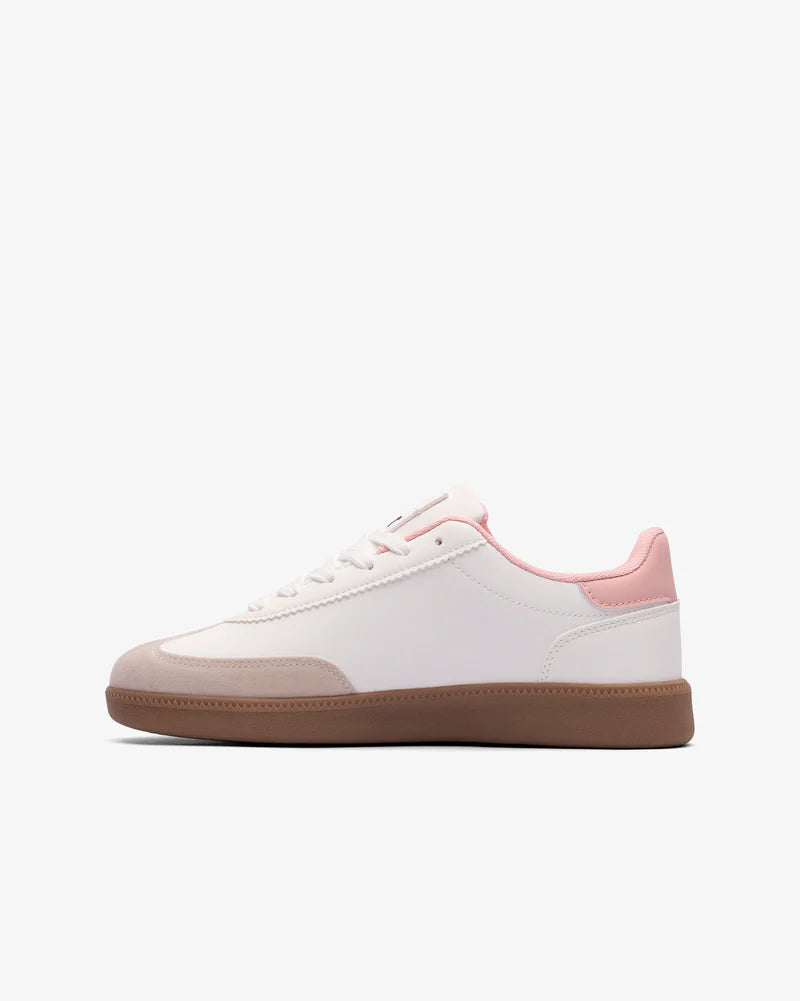 Ness Shoe in White / Pink / Gum