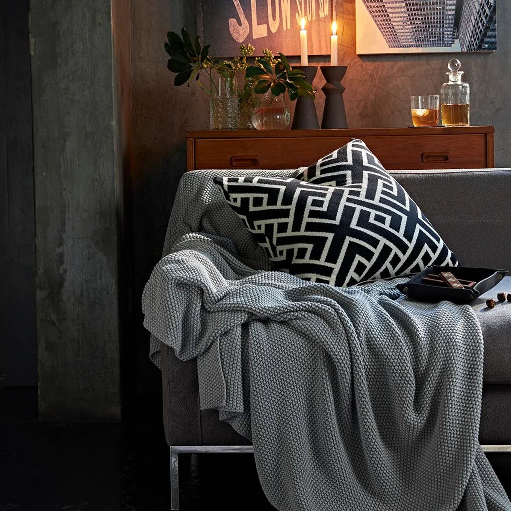 Stone Wash Moss Knit Cotton Throw in Pebble Grey
