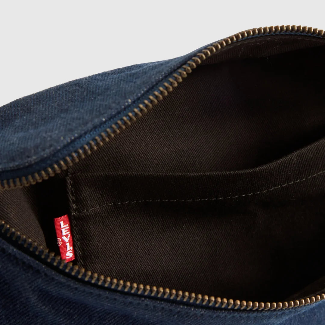 Devon Crossbody Bag in Dark Blue