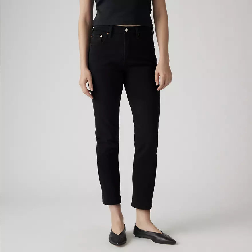 W 501 Crop Jean in Black Sprout