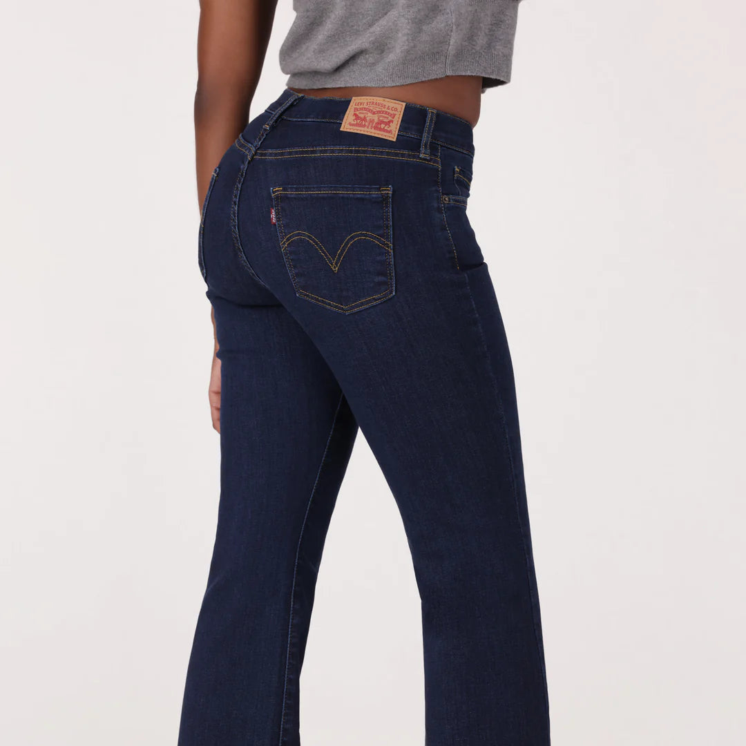 W Curvy Flare Jean in Outside The Screen