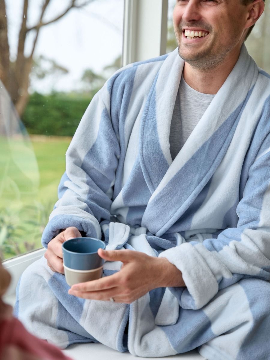 Soft Classic Bathrobe in Ocean City / Cornflower