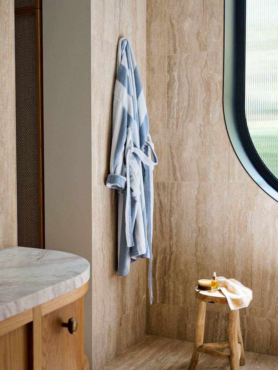 Soft Classic Bathrobe in Ocean City / Cornflower