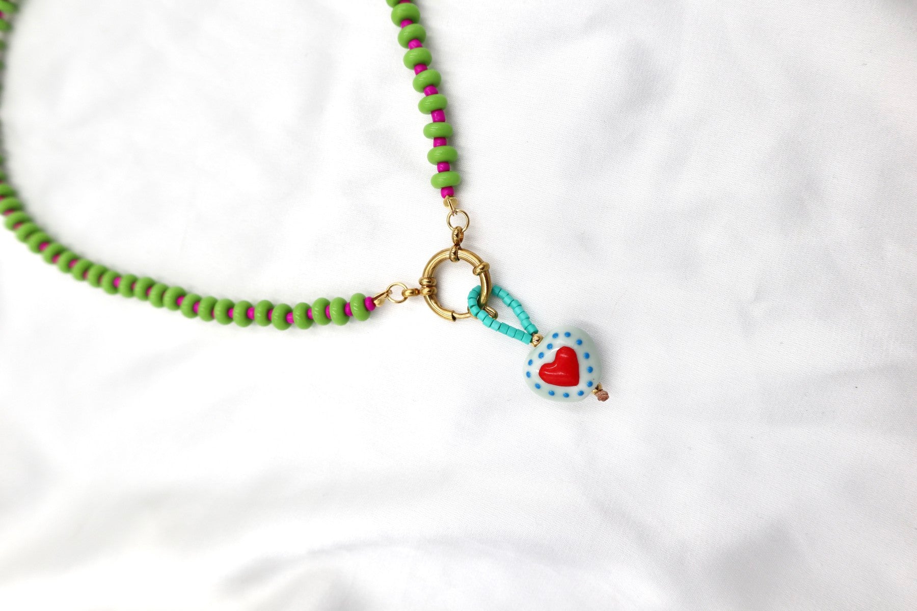 Lisboa Two Tone Charm Necklace in Green / Hot Pink / Bead Heart