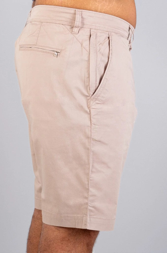 Classic Utility Walkshort in Simply Taupe