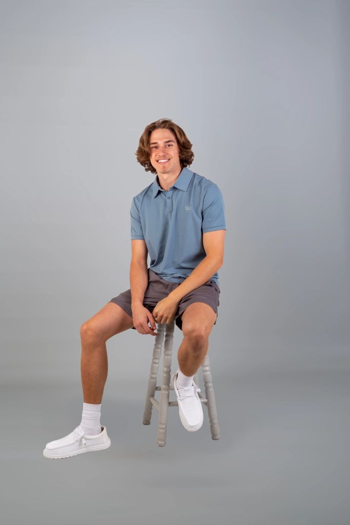 Fineas SS Golfer in Lead