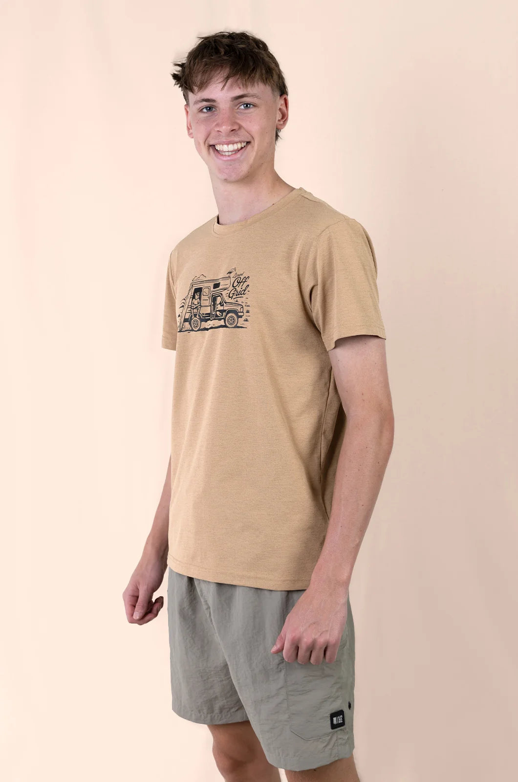 Jeb Hybrid Tee in Warm Taupe