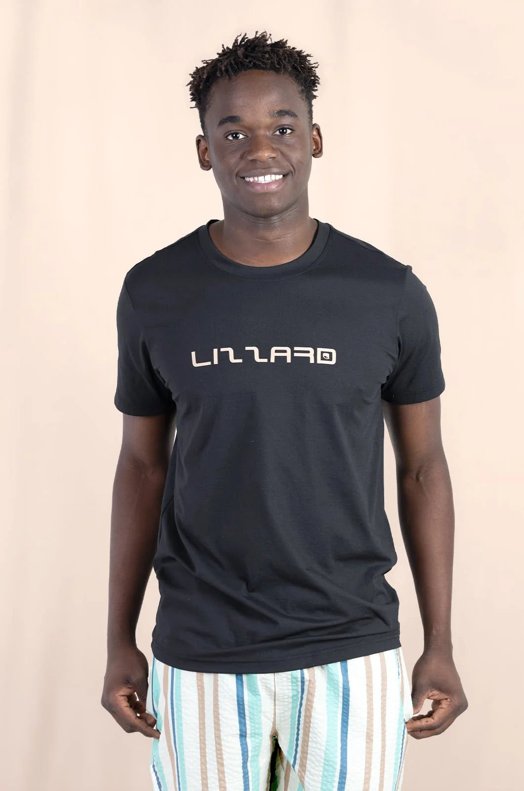 Naes Hybrid Tee in Black