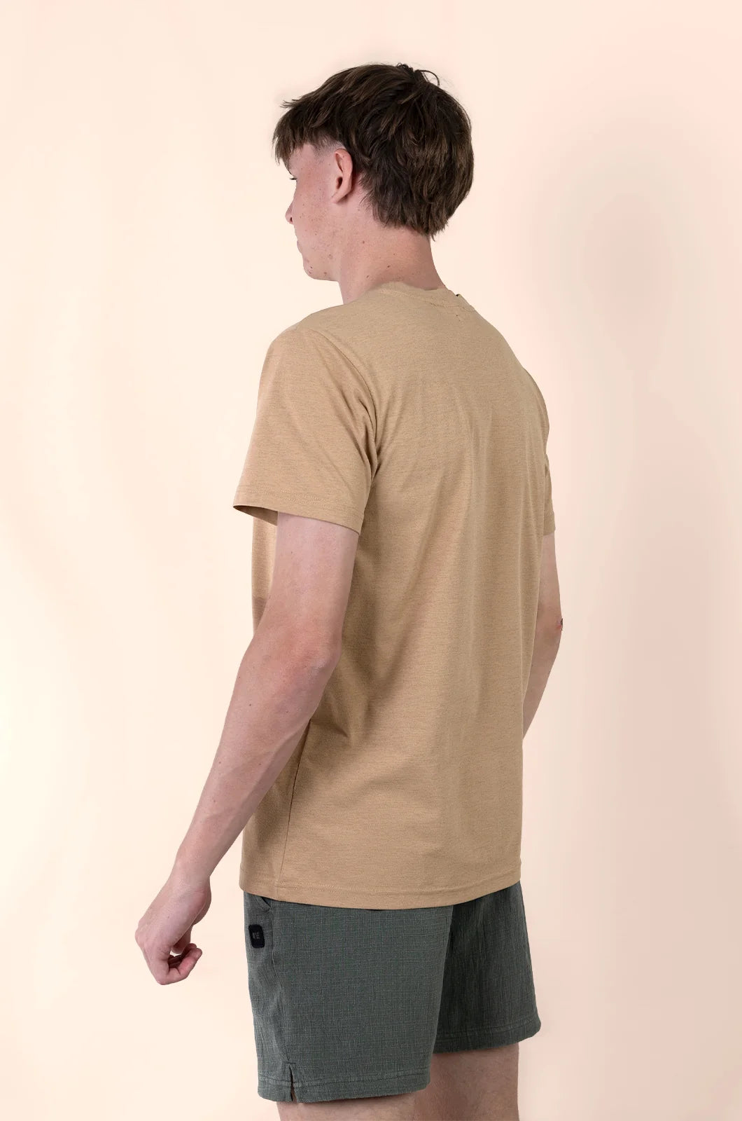 Shank Hybrid Tee in Warm Taupe