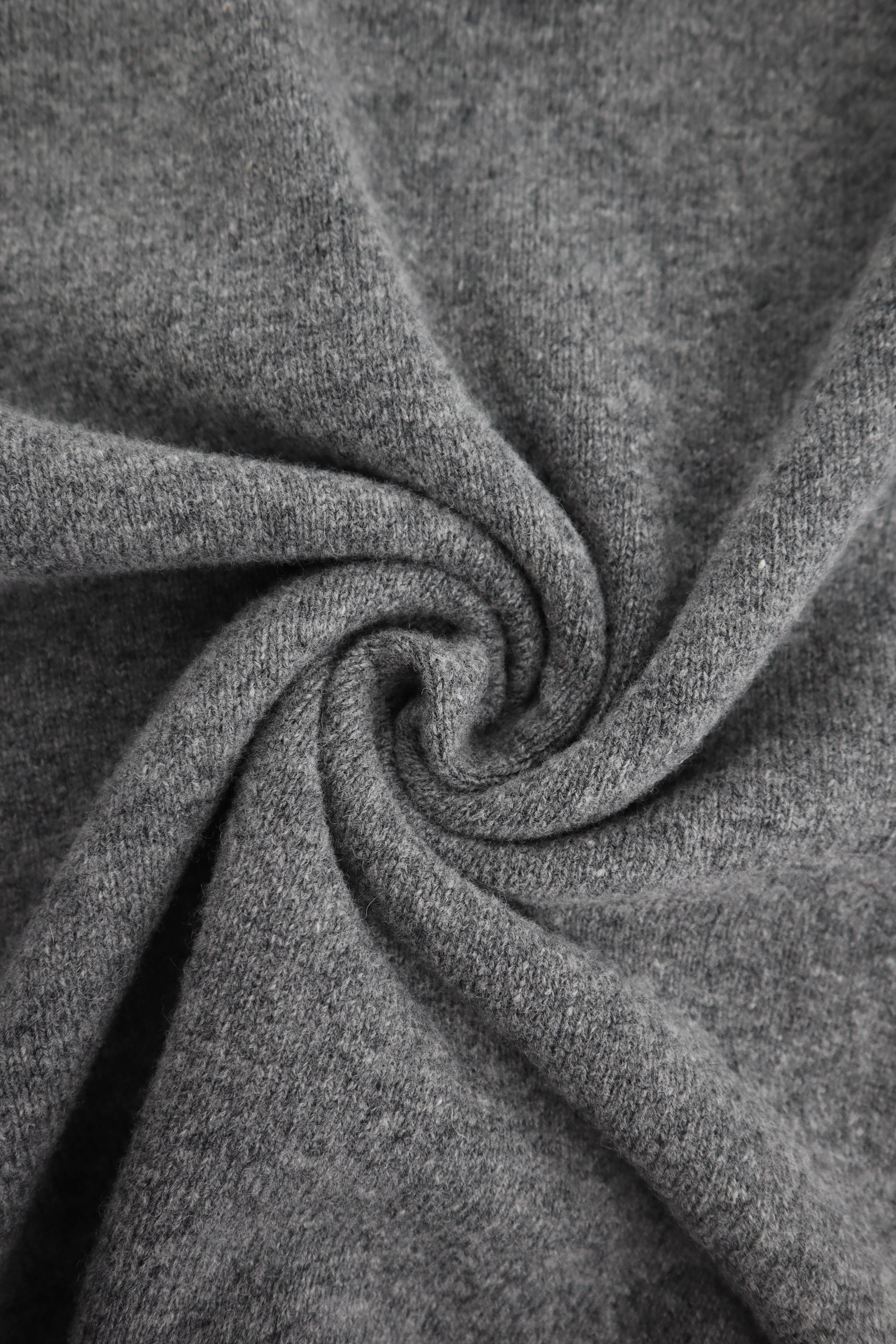 Lambswool V Neck Sweater in Cloud
