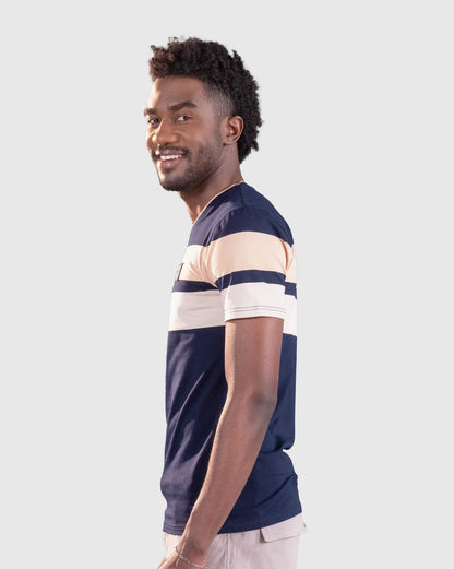 Fynch Tee in Navy