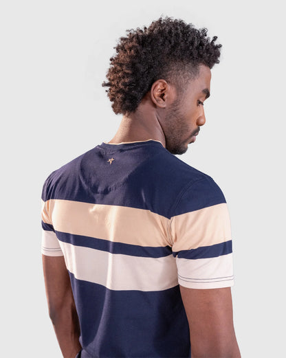 Fynch Tee in Navy