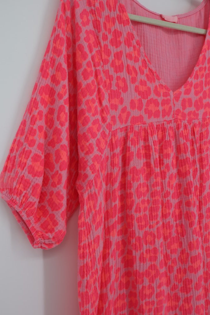3/4 Sleeve Cotton V-Neck Maxi Dress in Lumo Animal Print