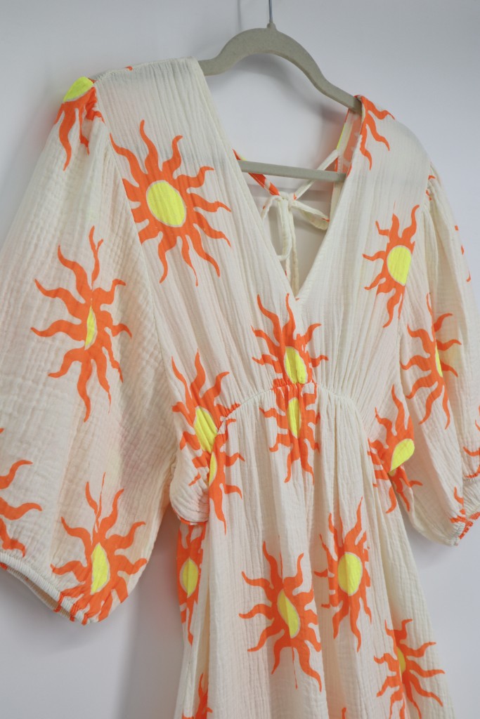 V-Neck Back Tie Dress in White Sun Orb