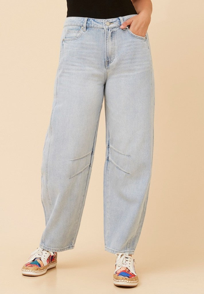 High Waist Barrel Jeans in Light Wash