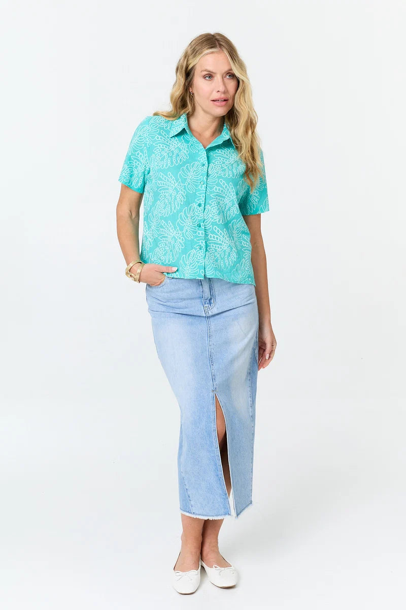 Leaf Print Textured Shirt in Turquoise