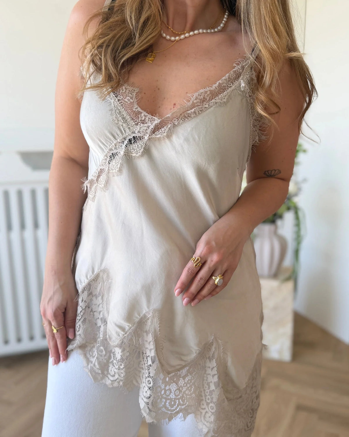 Dream Lace Top in Mandalora Beige