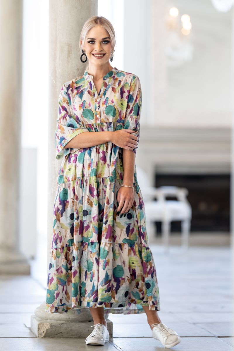 3/4 Button Stand Dress in Painted Escape