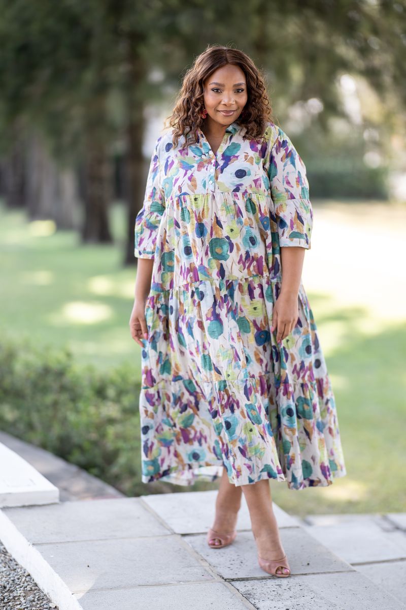3/4 Button Stand Dress in Painted Escape