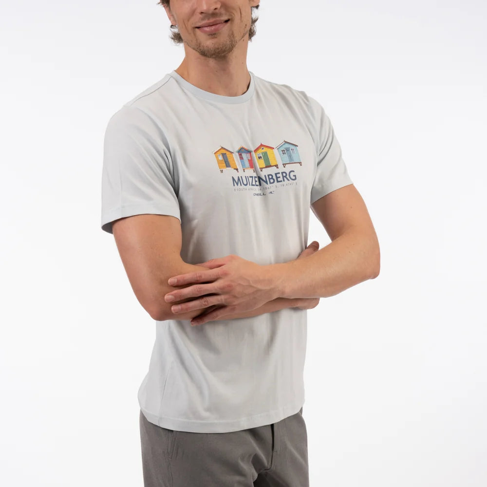 Muizenberg Huts SS Tee in Angel Fall Blue