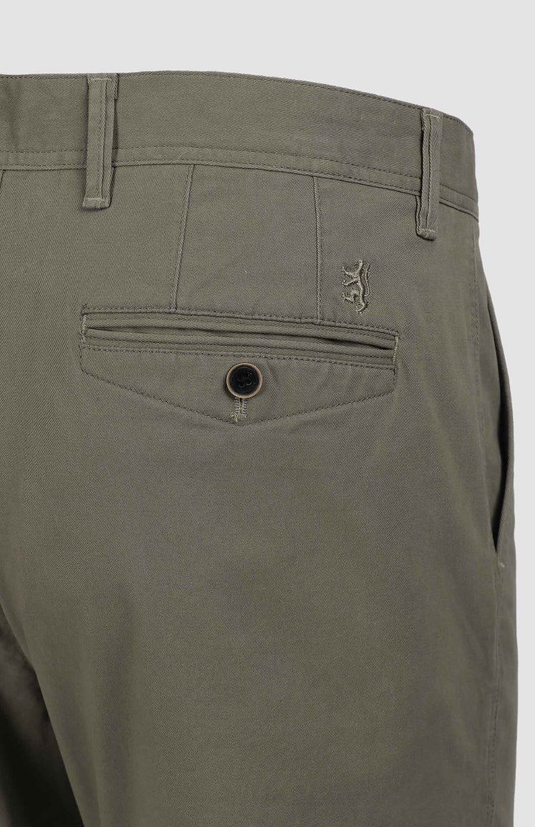 Jorge Tailored Fit Chinos in Fatigue