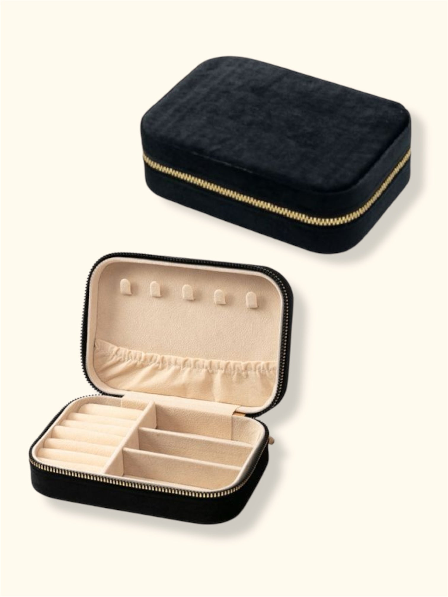 Medium Velvet Jewellery Travel Case in Black