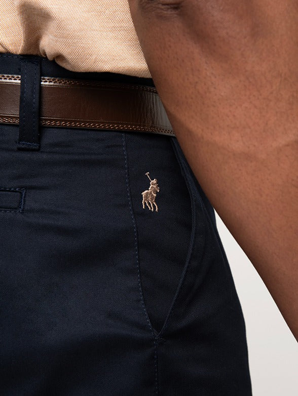 Ezra Essential Cotton Chino Shorts in Navy